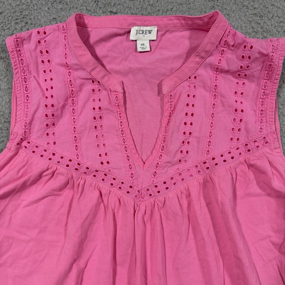 J. Crew Womens Pink V-Neck Eyelet Sleeveless Blouse Size XL Casual Summer - Picture 2 of 6